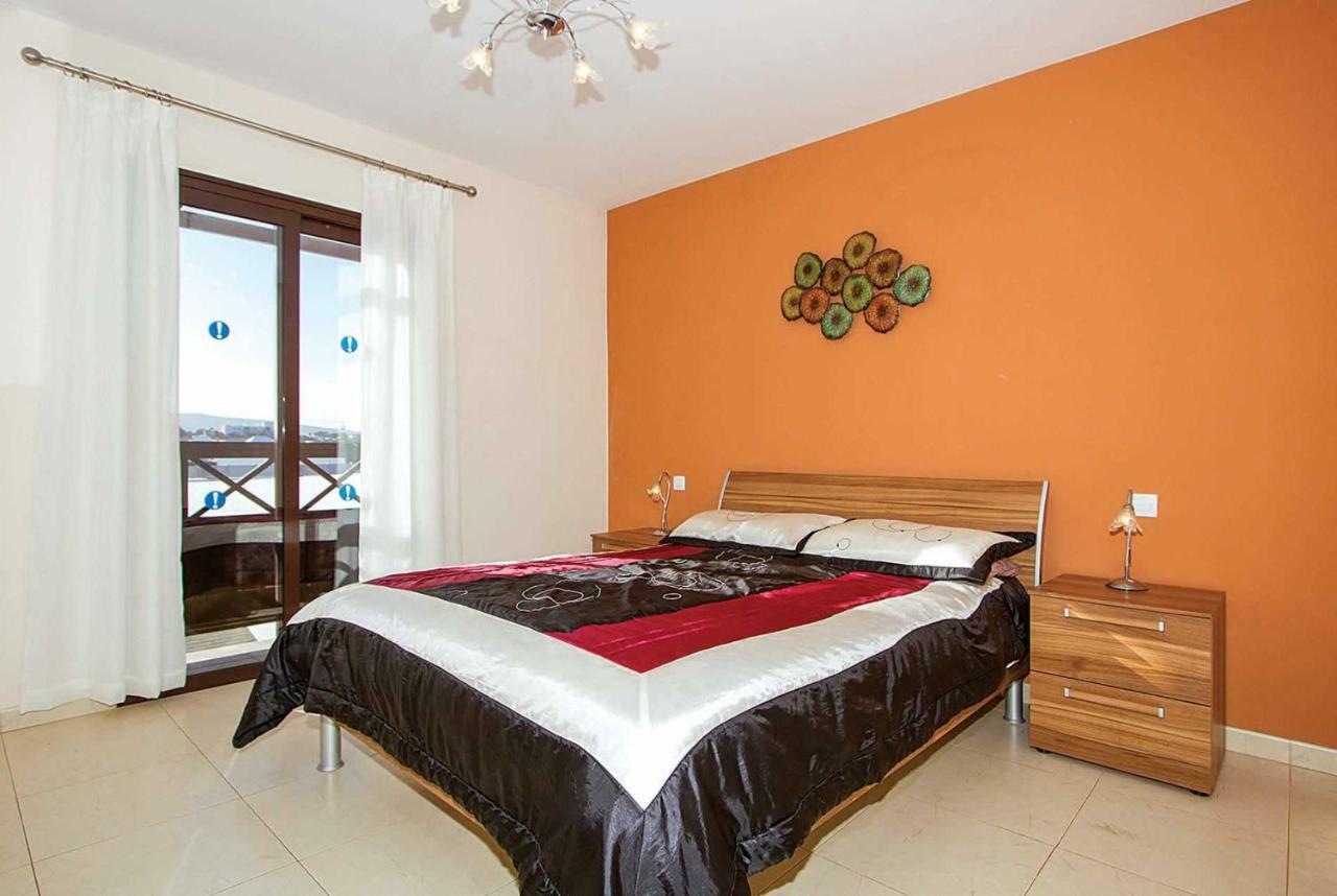 Sapphire Hotel Playa Blanca  Buitenkant foto